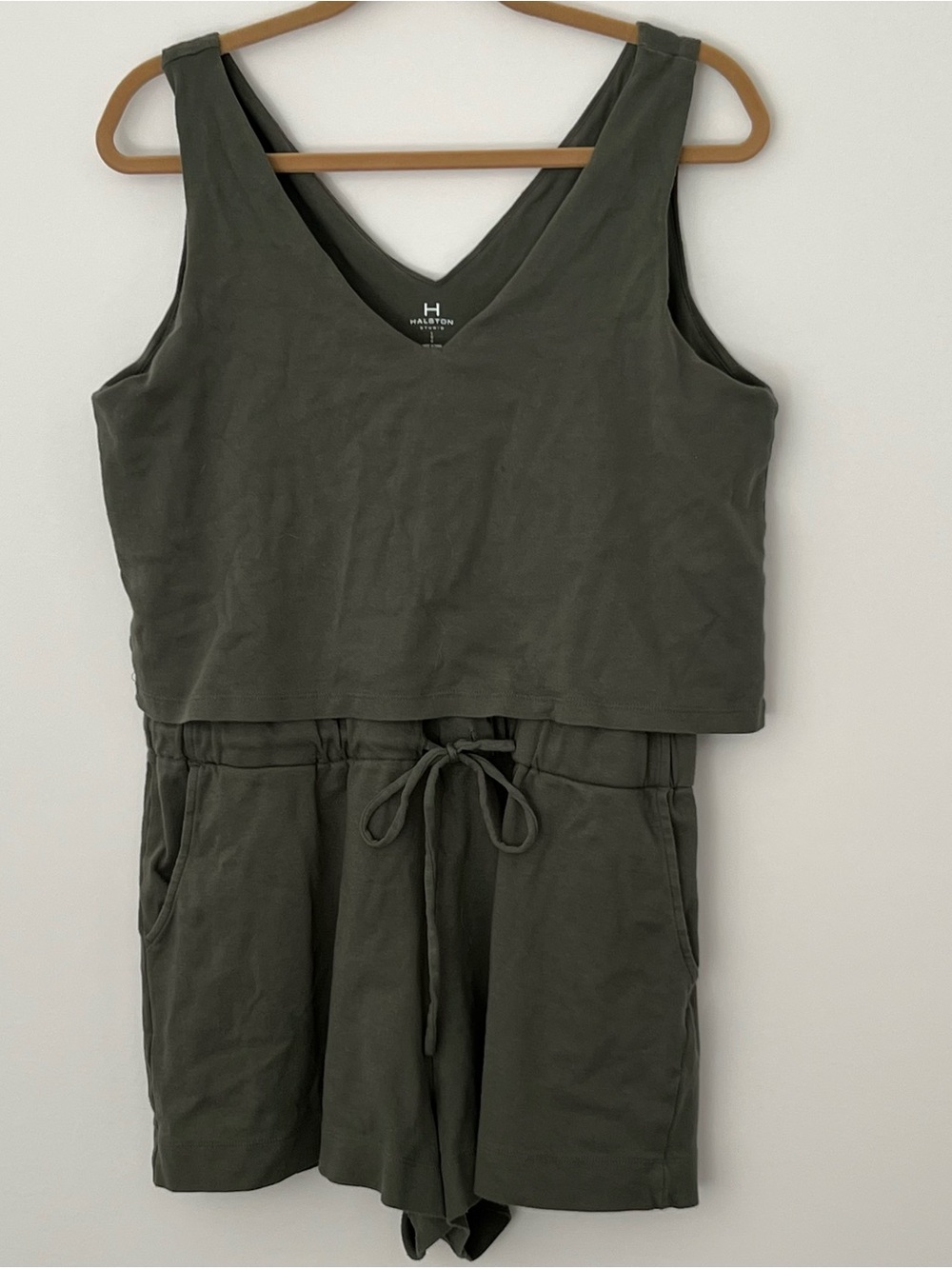 Halston Studio Olive Green V-Neck Sleeveless Romper - Women - Picture 8 of 9